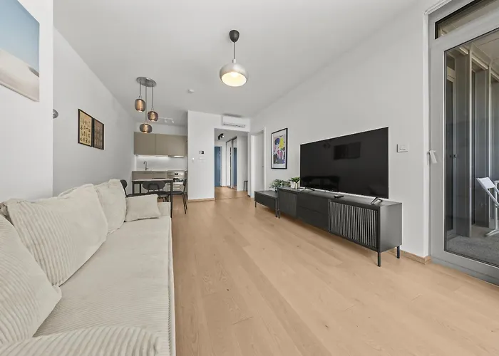 Eurovea Tower - The First Skyscraper In Slovakia 아파트 브라티슬라바