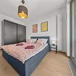 Eurovea Tower - The First Skyscraper In Slovakia Apartman Pozsony