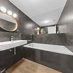 Eurovea Tower - The First Skyscraper In Slovakia Apartman