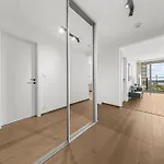 Eurovea Tower - The First Skyscraper In Slovakia Apartman *